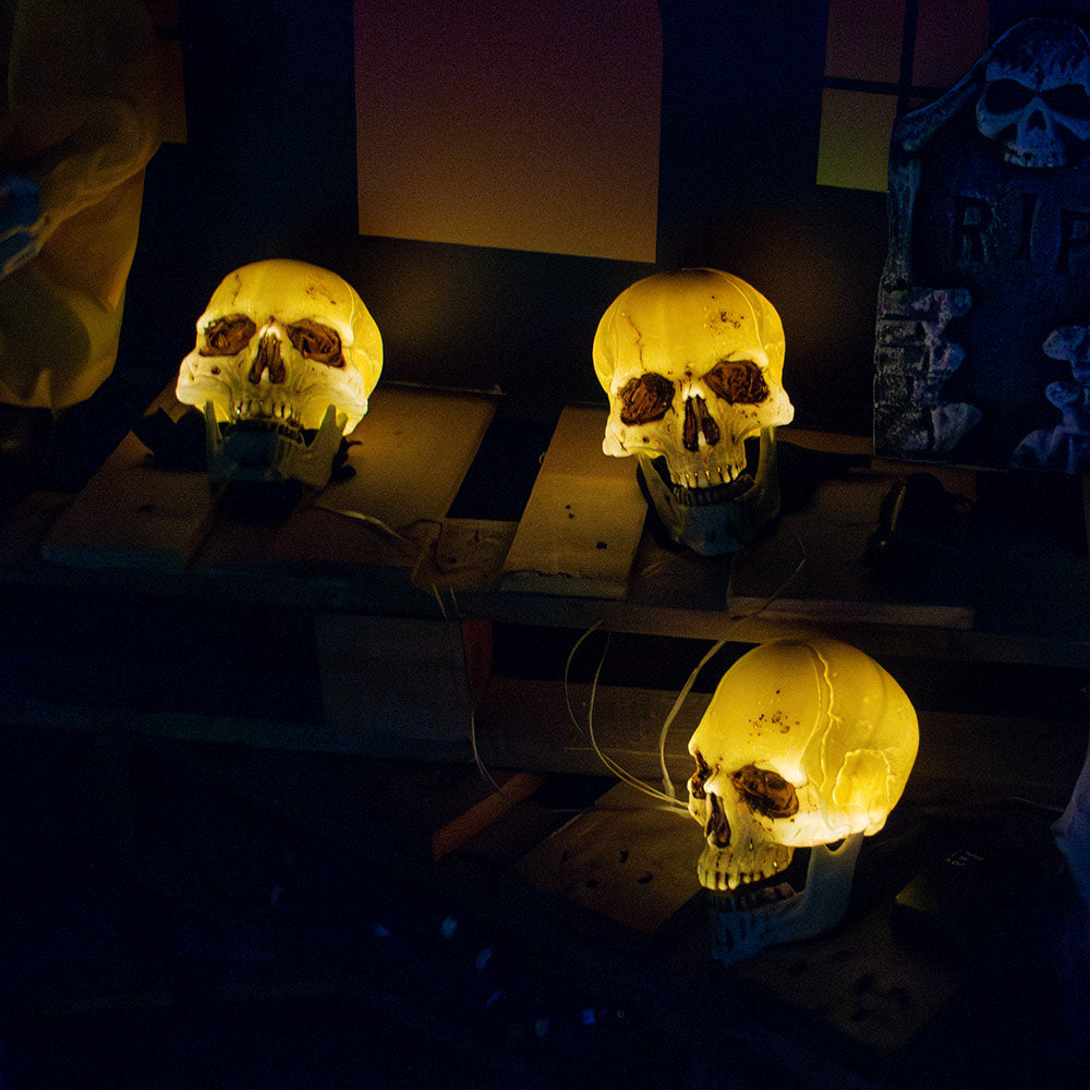Mad Toys Spooky 3-Pieces Skull Pathway Lights Marker with Stakes Halloween Decoration
